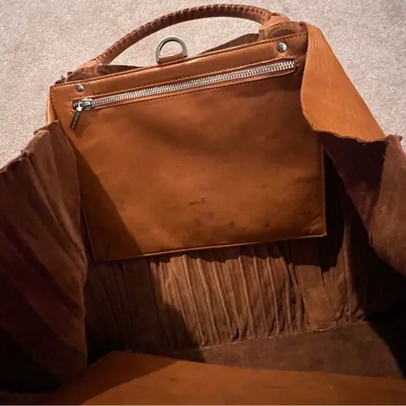 Vintage Giorgio Armani Tan Pleated Lamb Leather Shoulder Bag Satchel - Picture 14 of 15